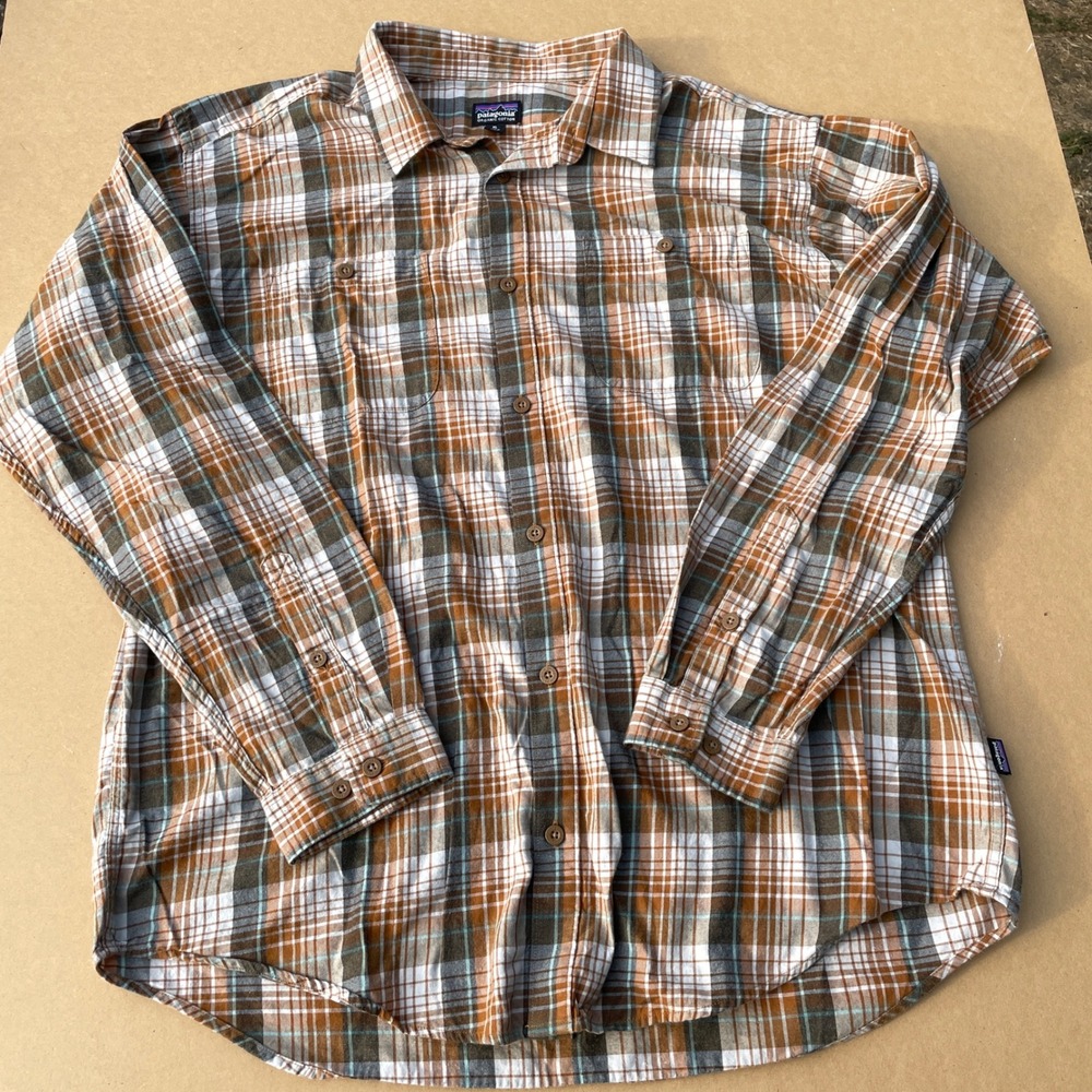 Patagonia Button Up Shirt Mens XL Brown Plaid Casual Organic Cotton 53837 FA15